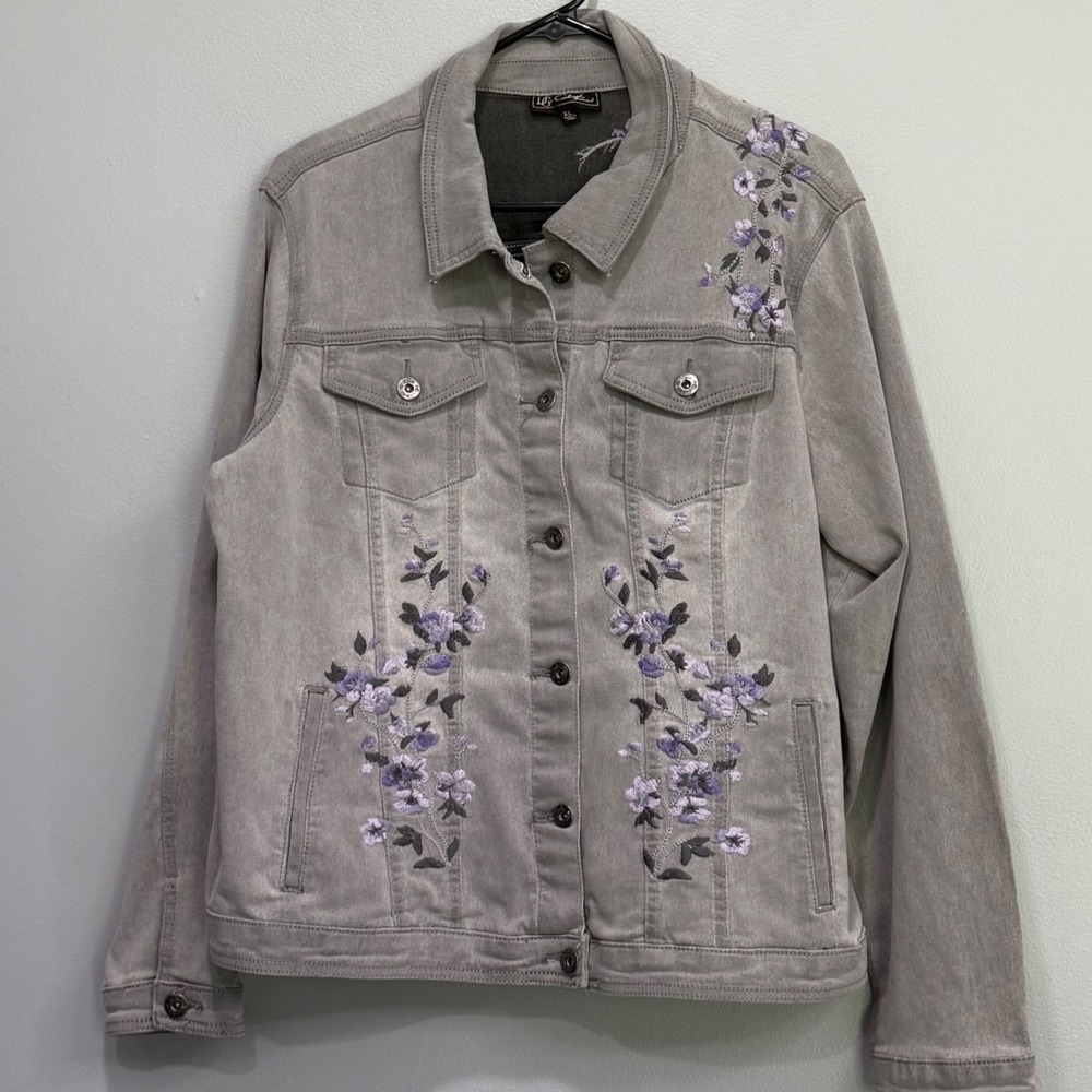 DG2 Diane Gilman Grey Floral Embroidered Denim Jacket XL Purple Flowers Trucker